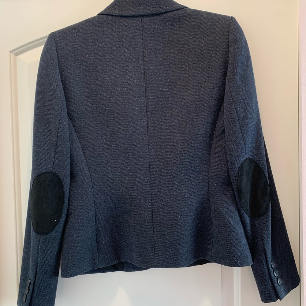Daniel Cremieux navy blazer. Size 4